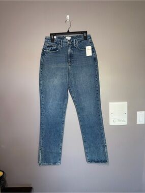 Good American Mid-Wash Straight Leg Jeans - slit bottoms